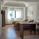 بيت ضيافة La Casa De La Abuela Narón